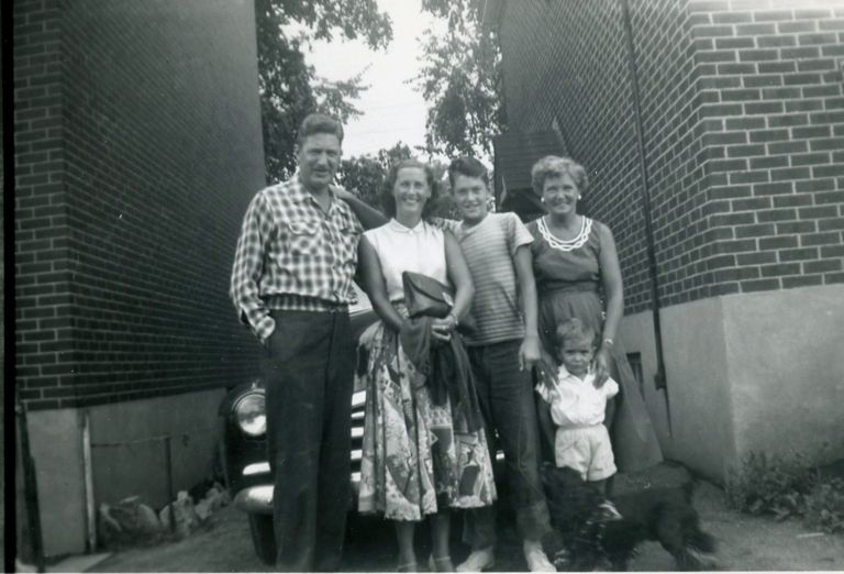 FLINN_William_Edna_Bill_Norah_1955